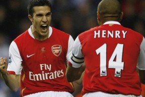 kaiyun体育官方app-王者归来！Ning首秀问鼎冠军，SKT主场观众沸腾见证传奇